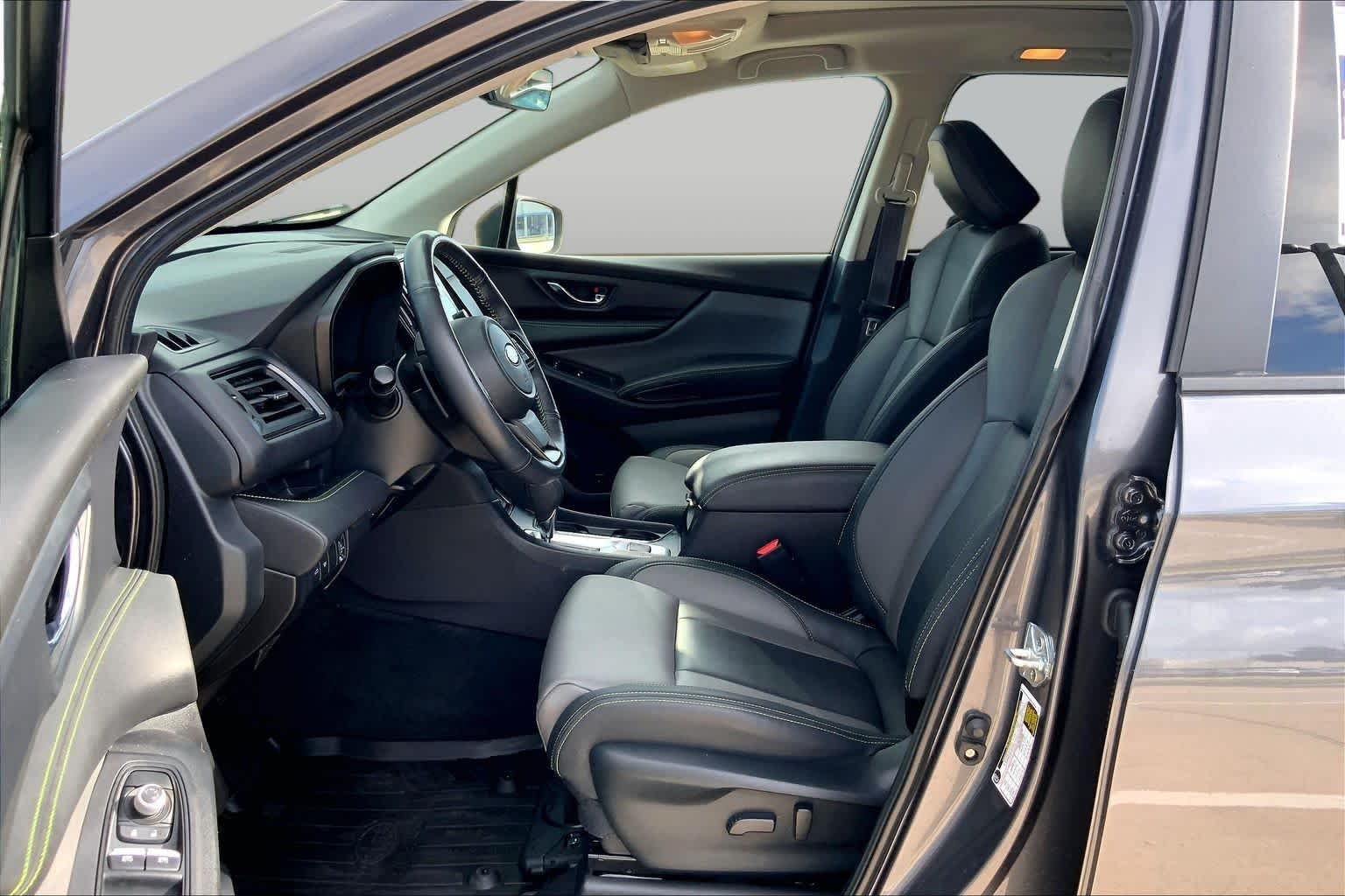 Used 2023 Magnetite Gray Metallic Subaru Onyx Edition image 8
