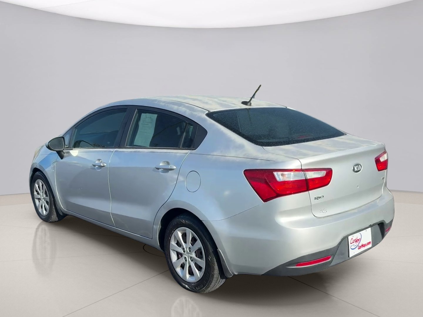 Used 2014 Silver Kia LX image 3