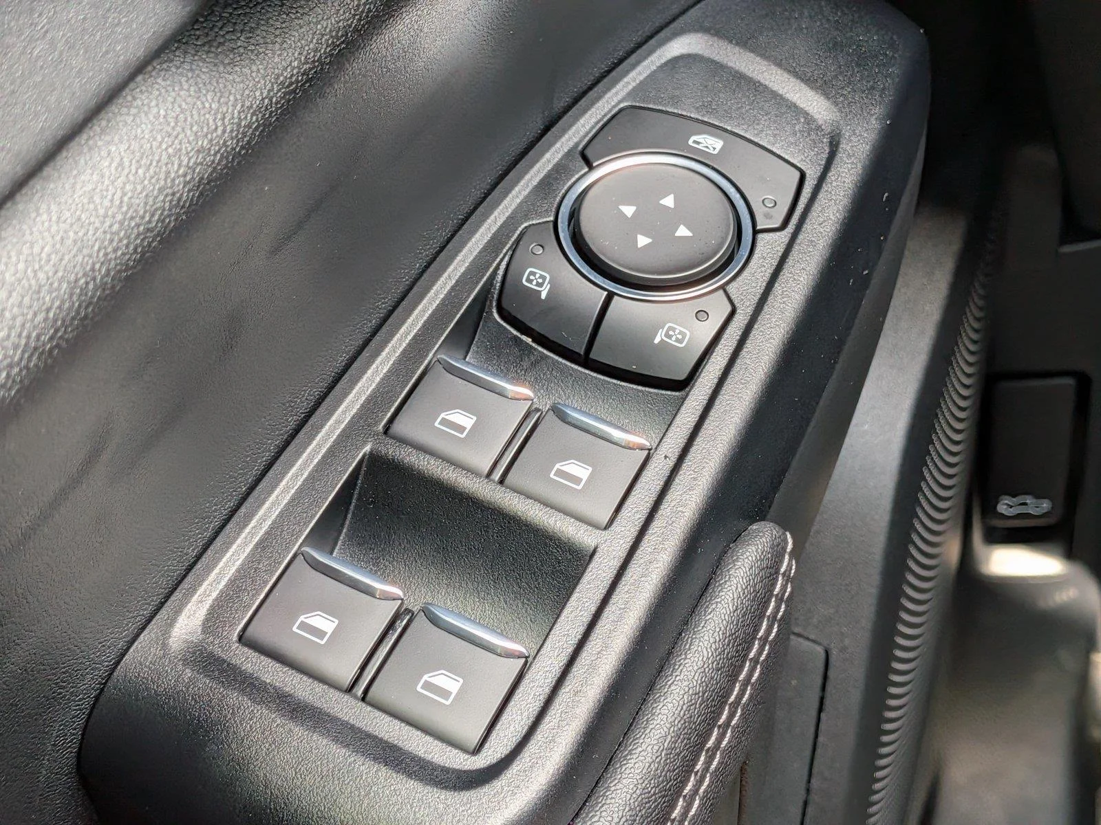 New 2026 Avalanche Ford XLT image 26