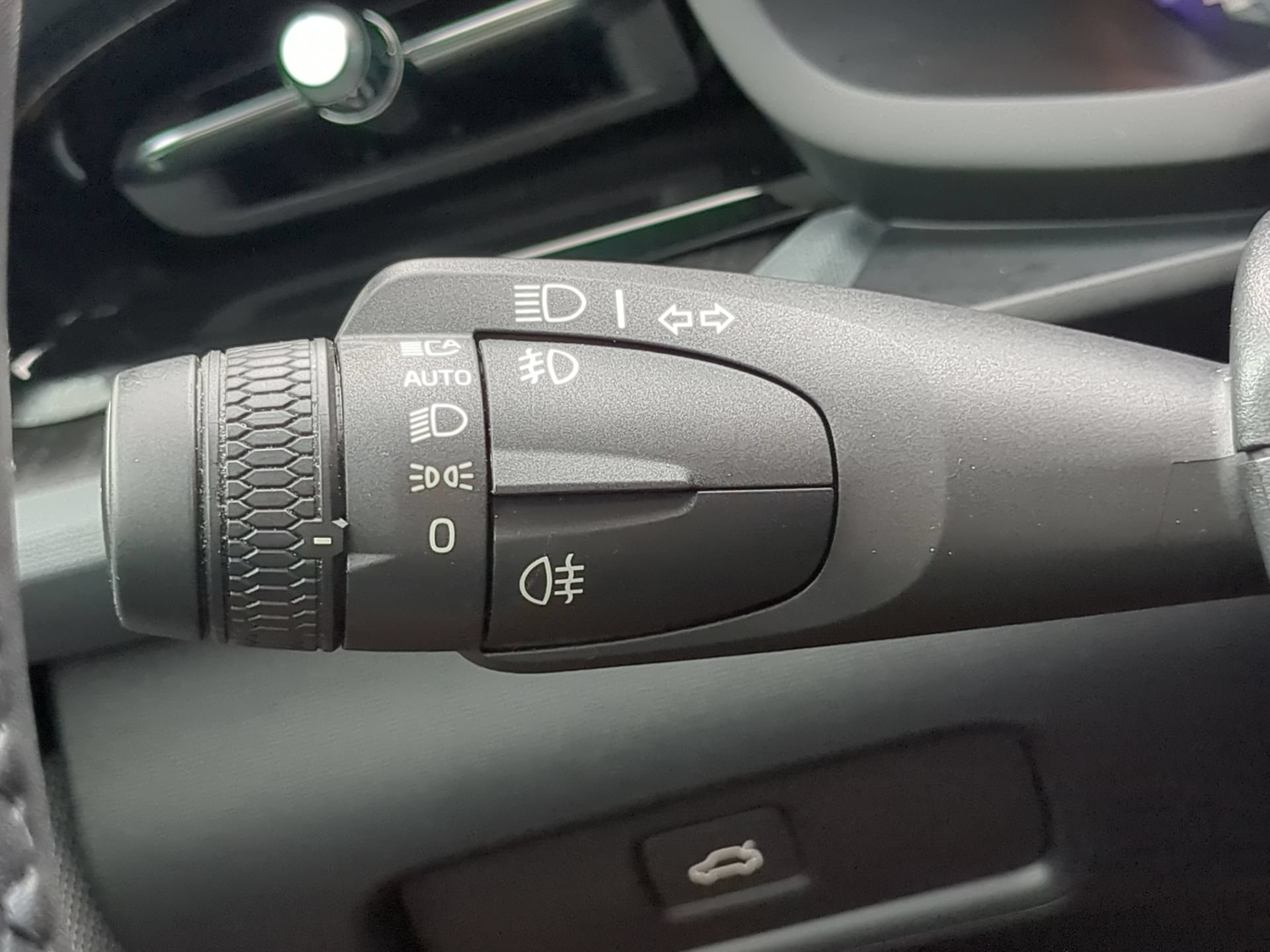 Used 2023 Magnesium Metallic Polestar Long Range Dual Motor image 63