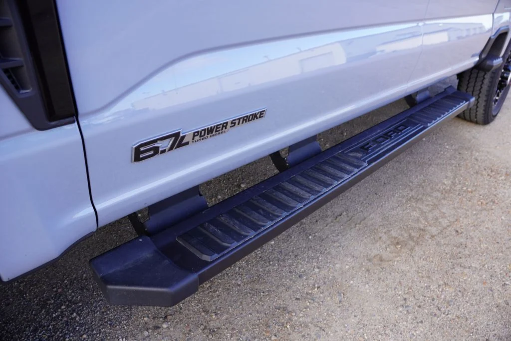 Used 2025 Gray Ford Lariat image 14