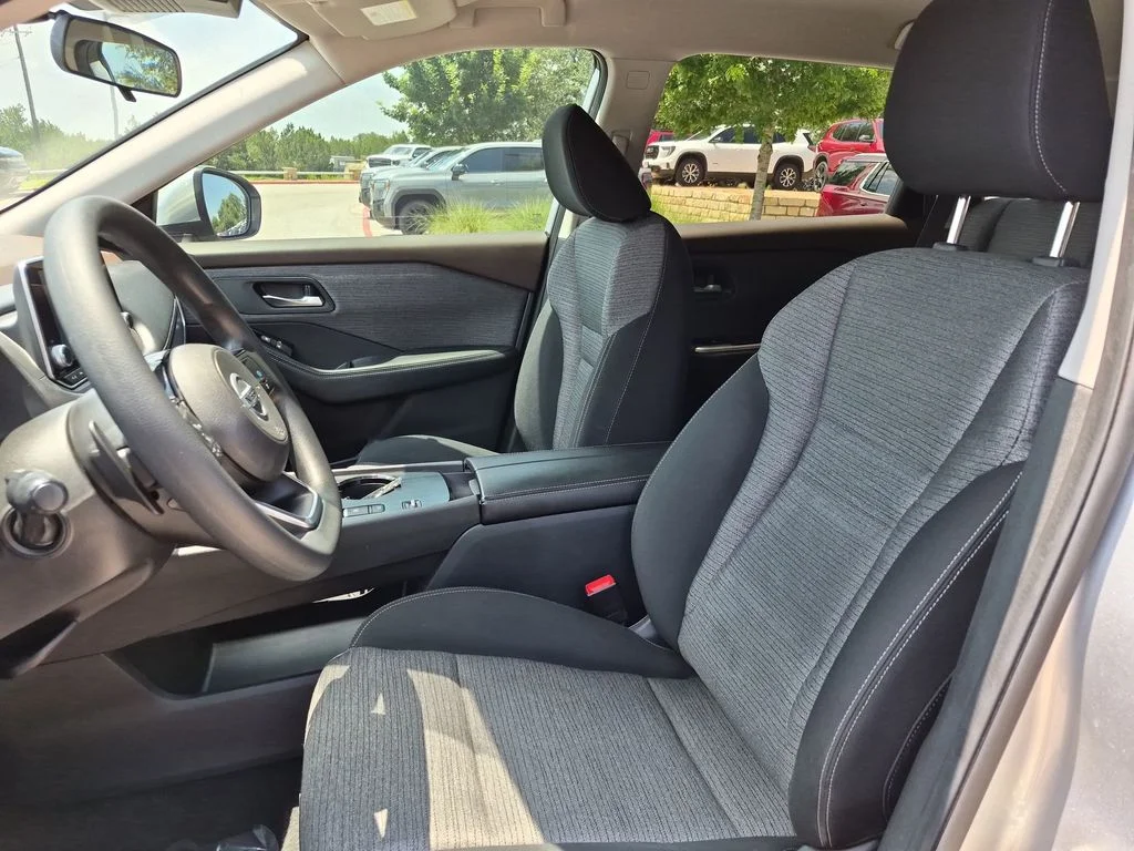 Used 2021 Silver Nissan SV image 20