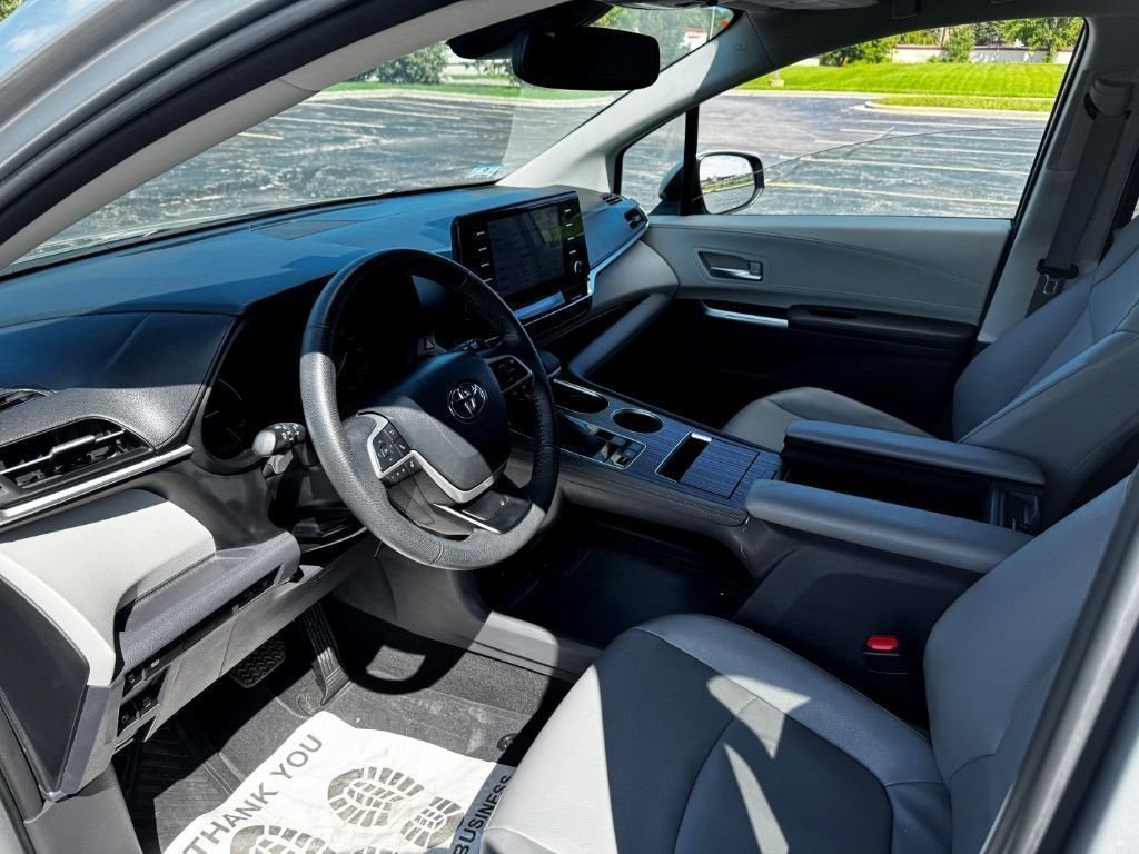 Used 2023 Silver Toyota XLE image 8