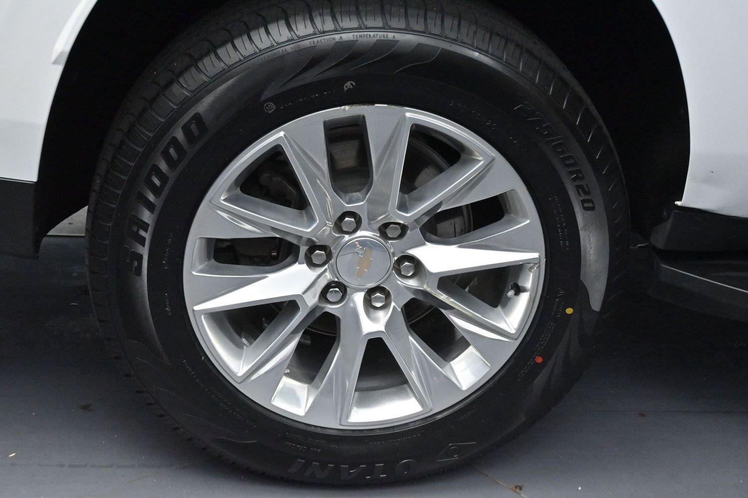Used 2024 Summit White Chevrolet Premier image 40