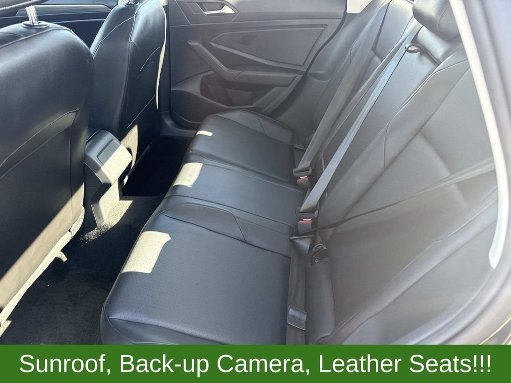 Used 2019 Black Volkswagen SEL image 14