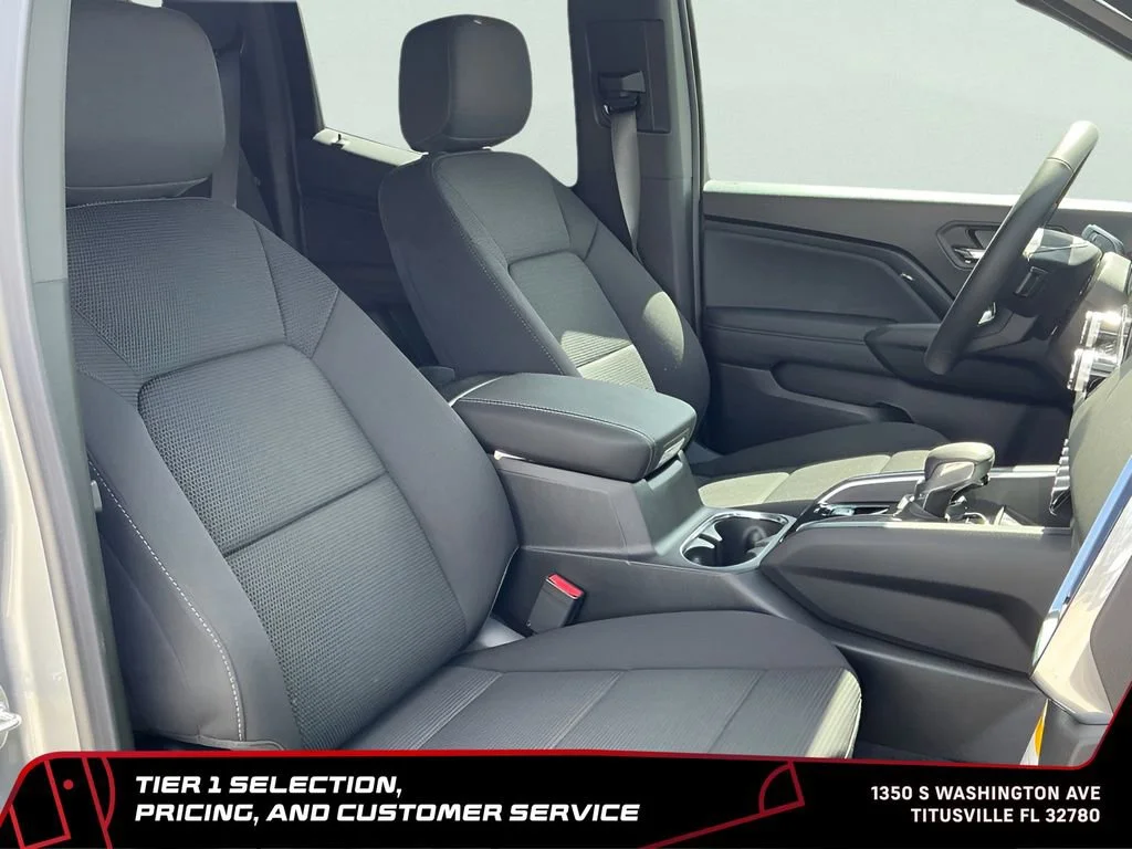 New 2026 Sterling Metallic GMC Elevation image 17