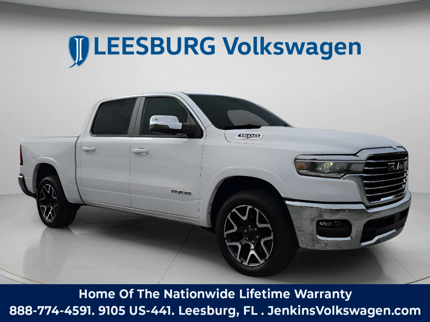 Used 2025 Bright White Clearcoat Ram Laramie image 2