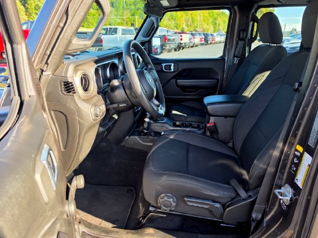 Used 2022 Gray Jeep Sport image 14