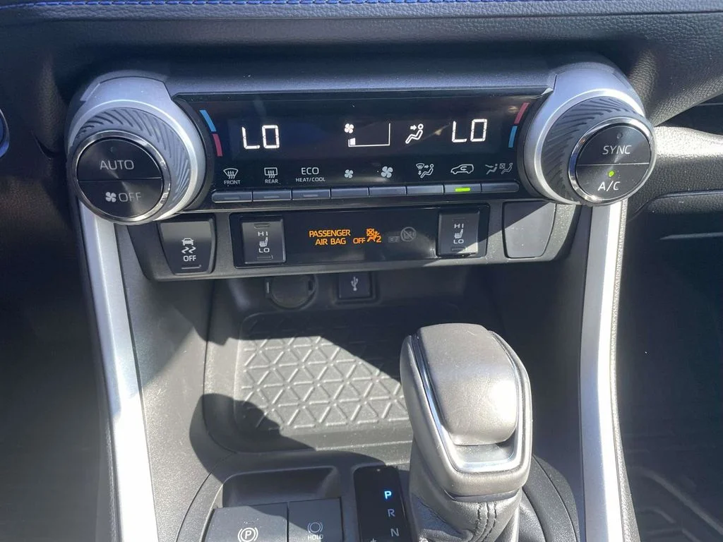 2022 Toyota RAV4 XSE - Photo 42