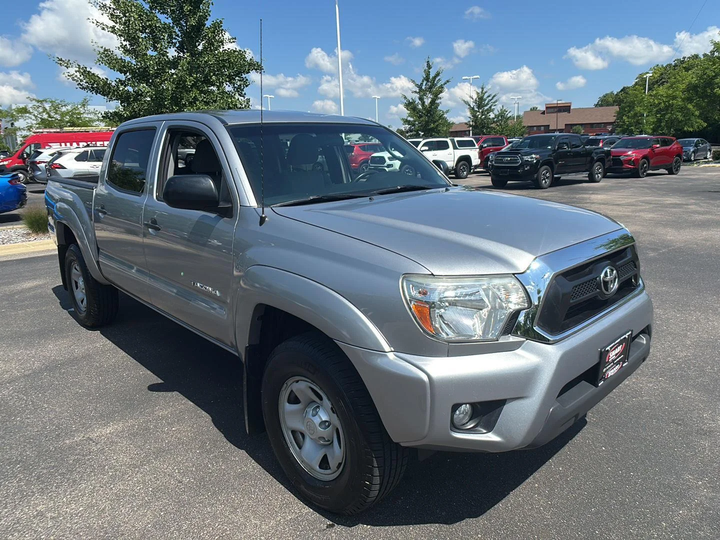 Used 2014 Silver Sky Metallic Toyota  image 7