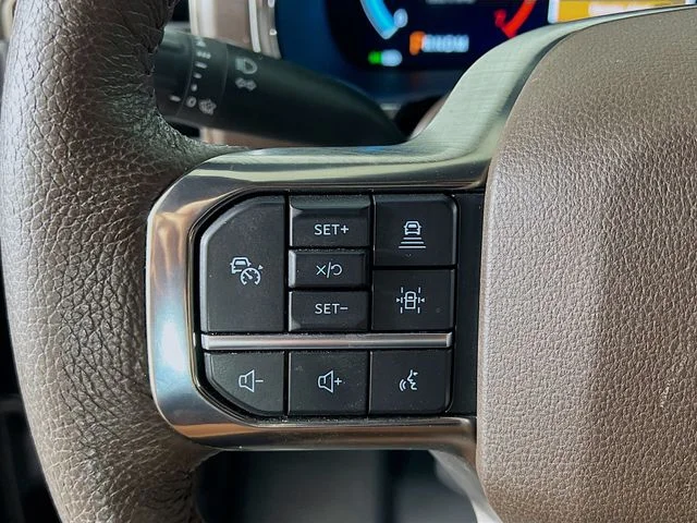Used 2021 Brown Ford King Ranch image 13