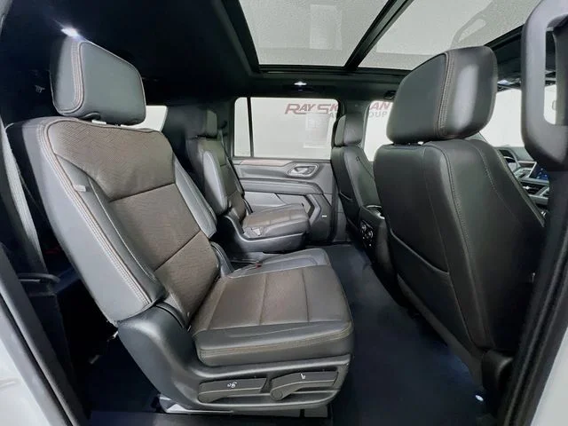 2023 Chevrolet Suburban High Country - Photo 44