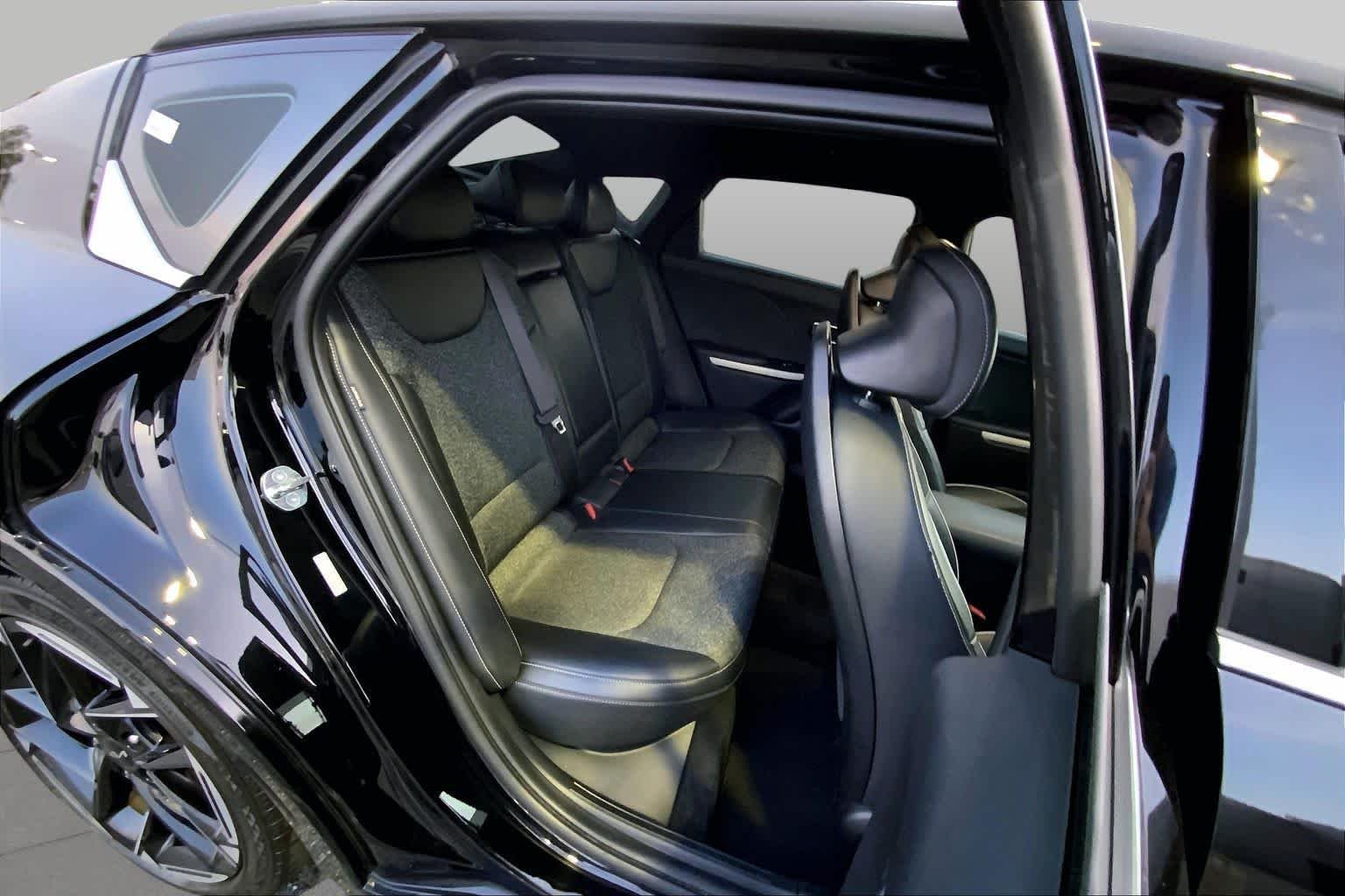 Used 2025 Aurora Black Pearl Kia GT-Line image 17
