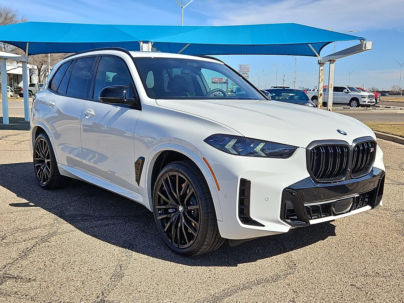 New 2026 Alpine White BMW M60i All-Wheel Drive Sports Activity Vehicle image 4