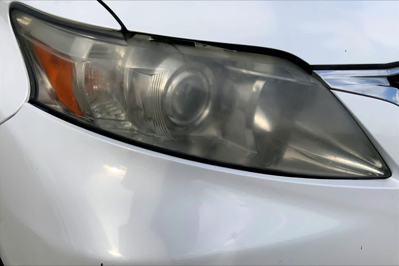 Used 2010 Starfire Pearl Lexus  image 25