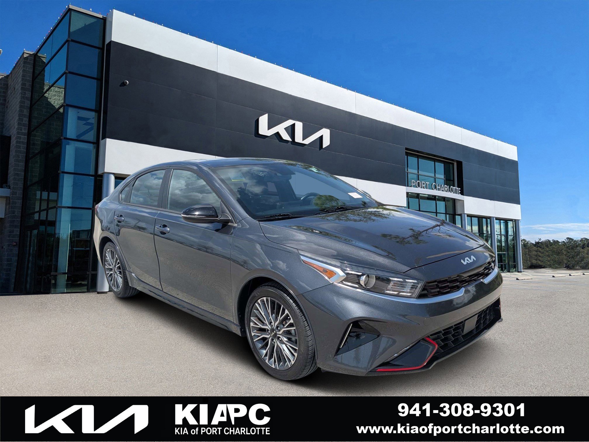 2024 Kia Forte GT-Line AT's photo