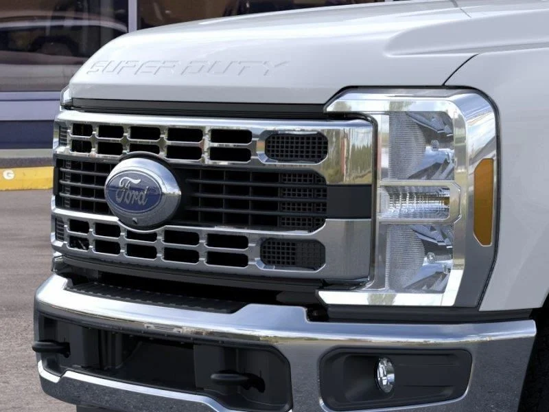New 2026 Oxford White Ford F-250® XLT image 17