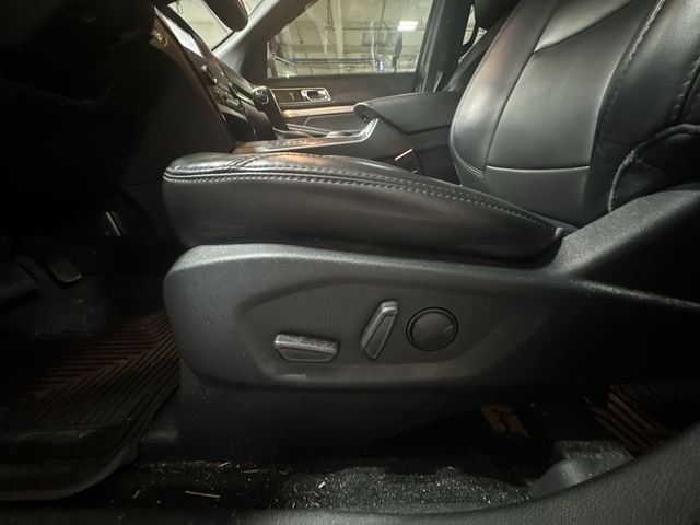 Certified Used 2019 White Ford XLT image 18