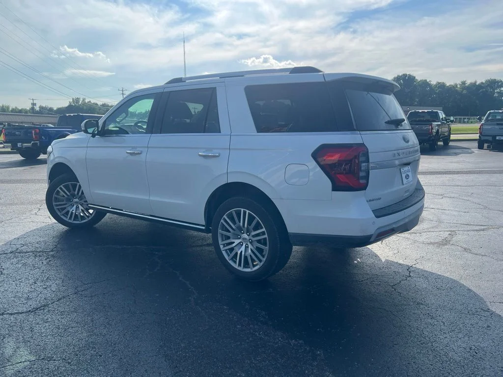 Used 2024 White Metallic Ford Limited image 5