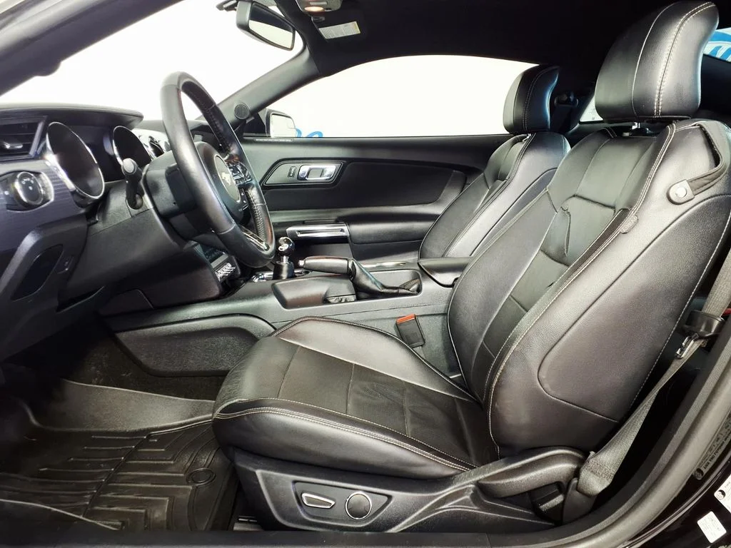 Used 2016 Black Ford GT image 8