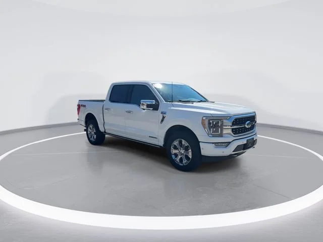 Used 2022 White Ford Platinum image 1