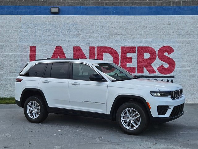 2026 Jeep Grand Cherokee Laredo
