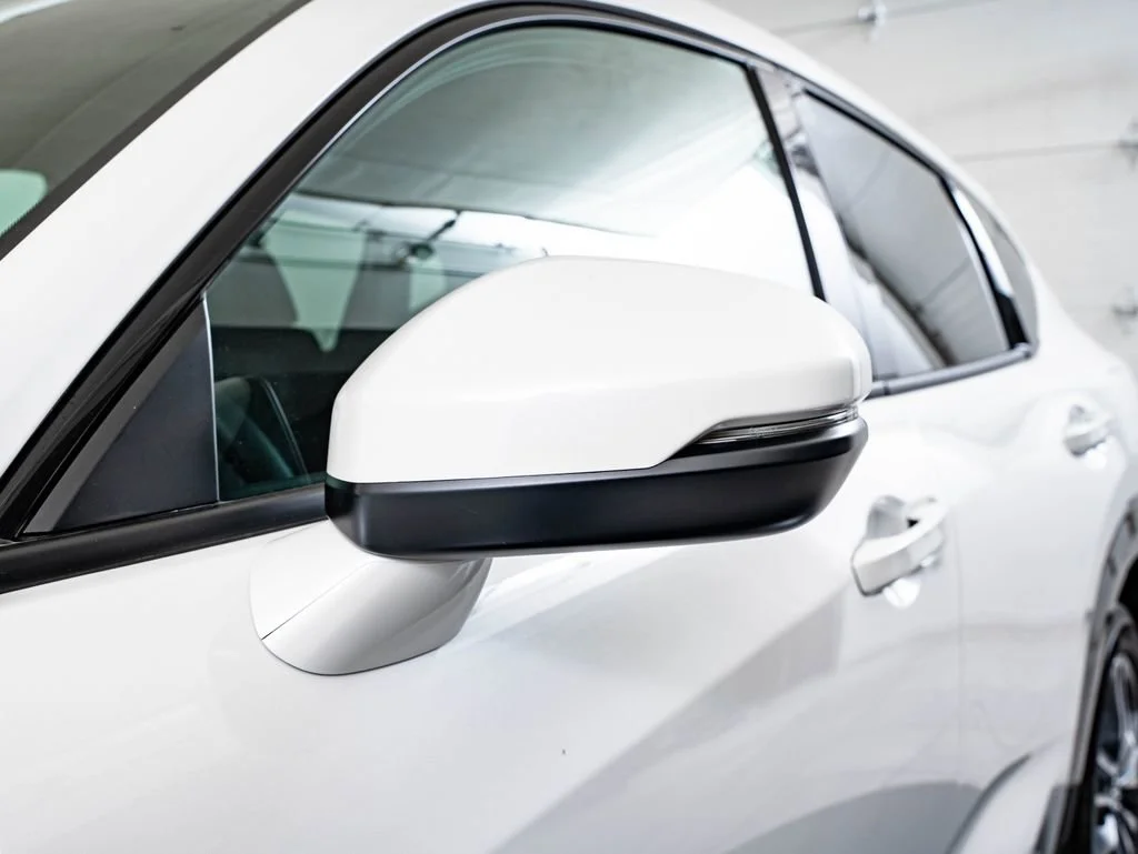 Used 2025 Platinum White Pearl Acura  image 17