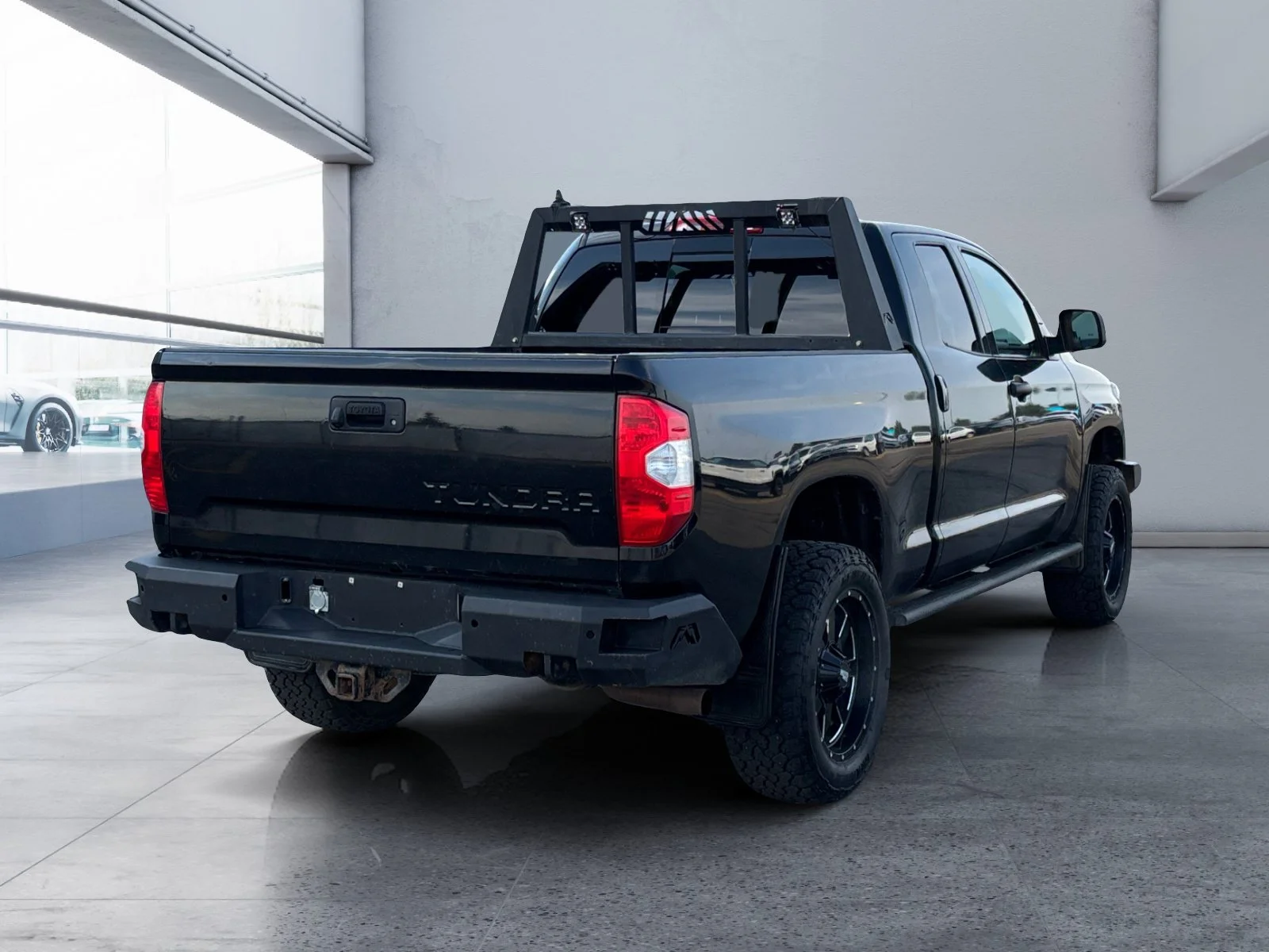 Used 2020 Black Toyota 4x4 Double Cab image 5