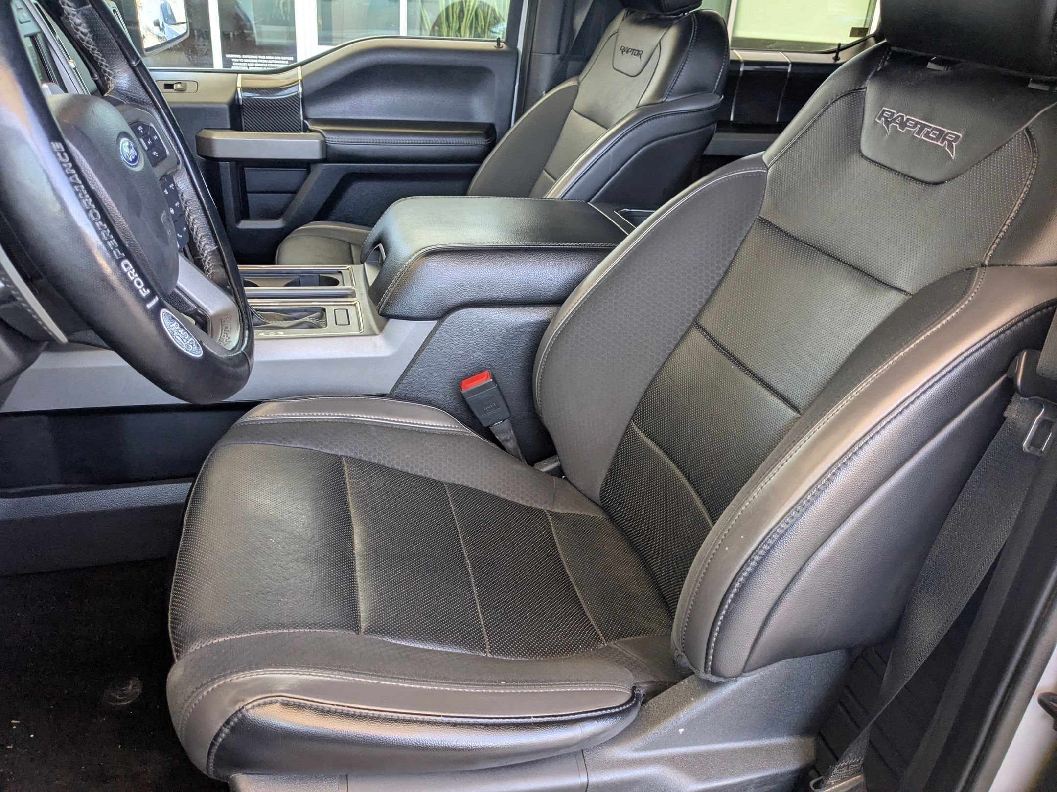 Used 2019 Oxford White Ford Raptor image 20
