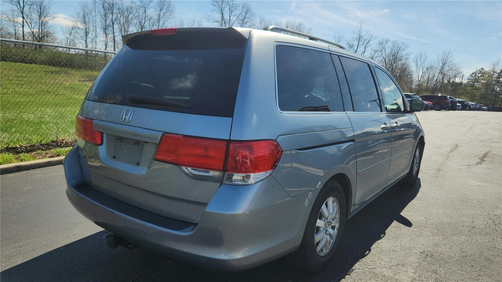 Used 2009 Honda Odyssey EX-L with VIN 5FNRL38709B055290 for sale in Florence, KY