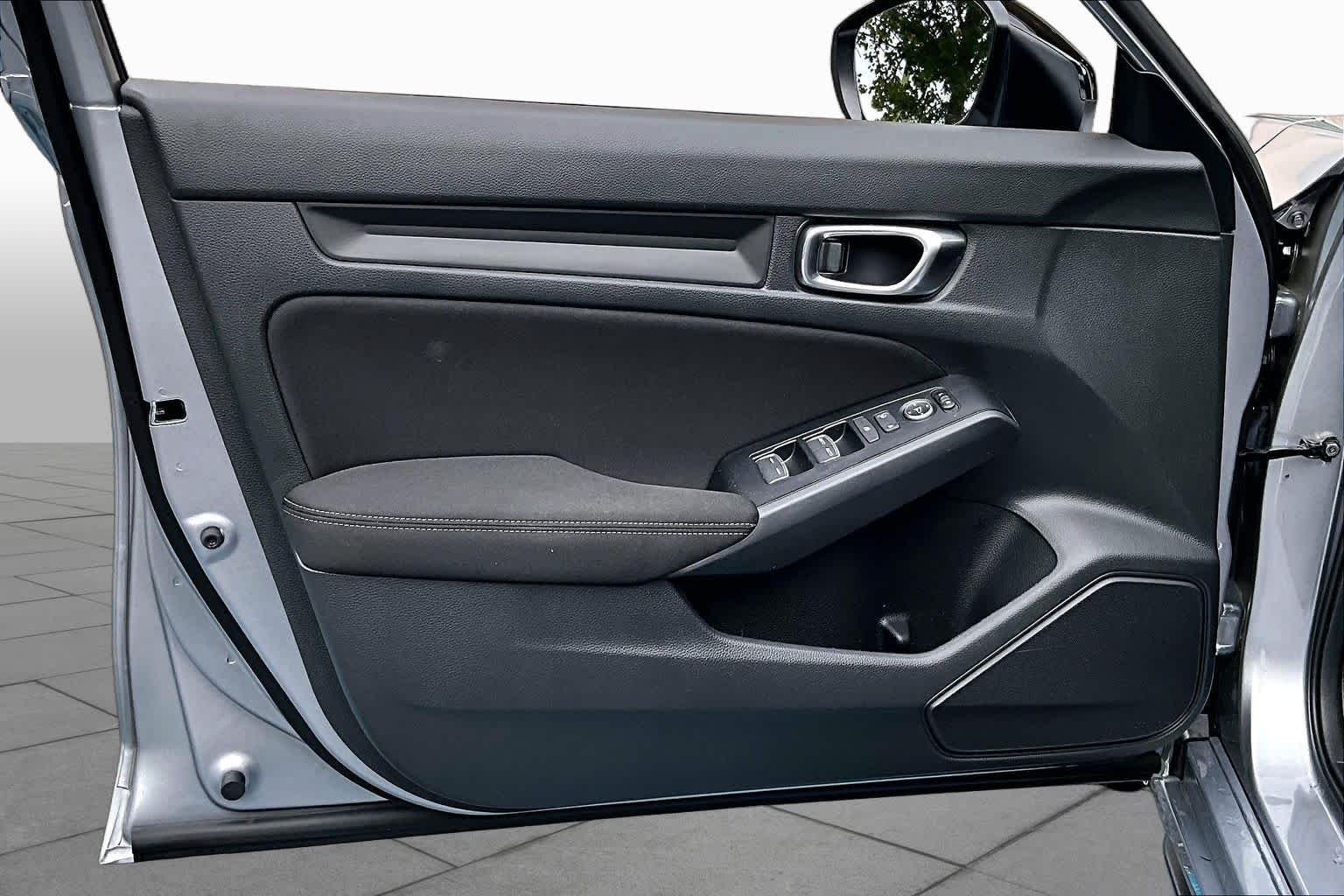 2026 Honda Civic Hatchback Sport - Photo 21