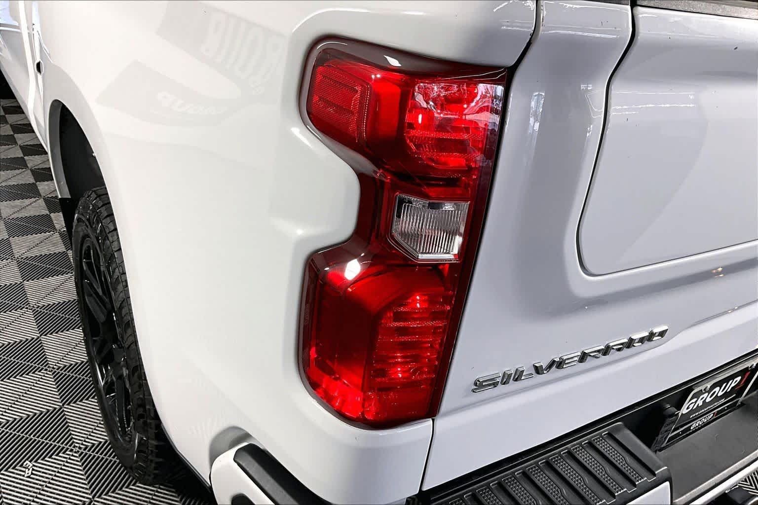 2023 Chevrolet Silverado 1500 Custom - Photo 25