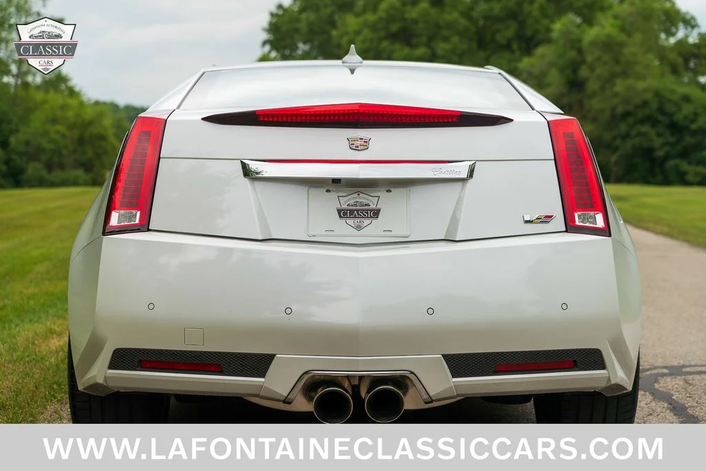 Used 2015 White Cadillac Base image 14