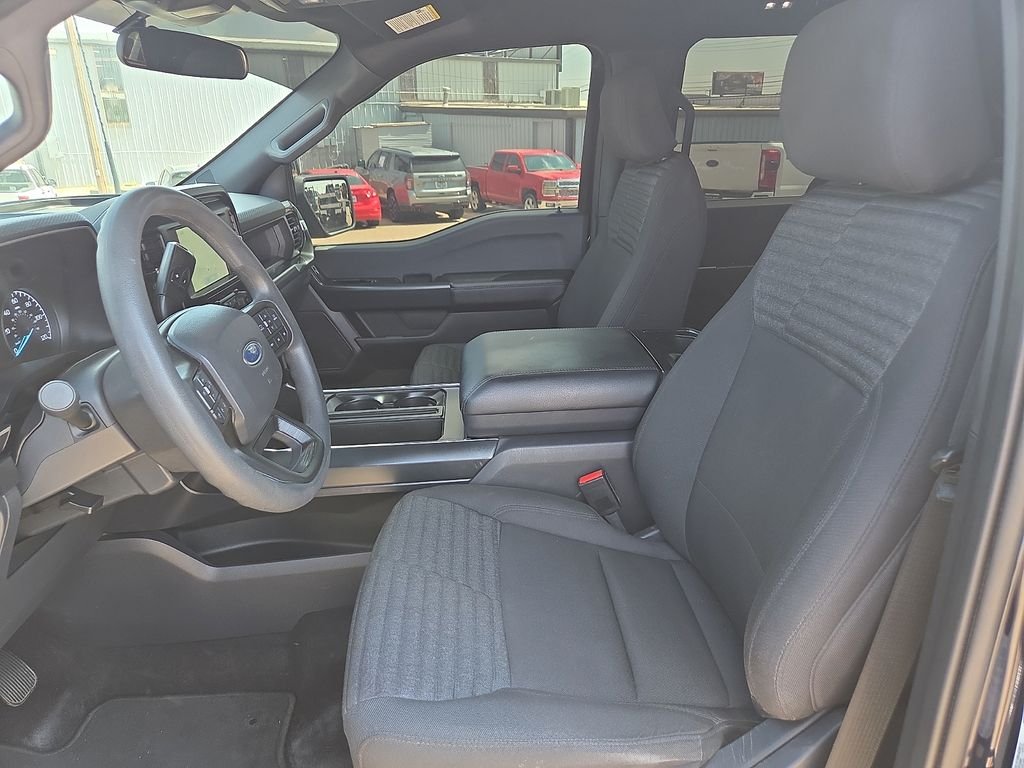 Used 2023 Antimatter Blue Metallic Ford XL image 18