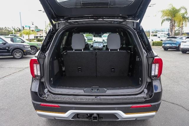 New 2026 Agate Black Metallic Ford Tremor® image 55