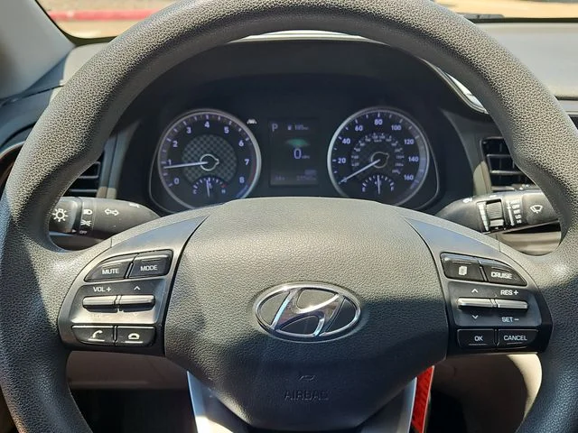 Used 2020 Gray Hyundai SE image 22