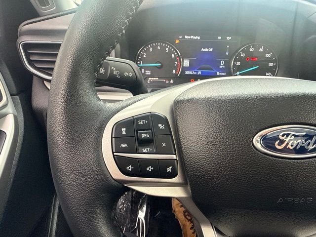 Used 2023 Gray Ford XLT image 22