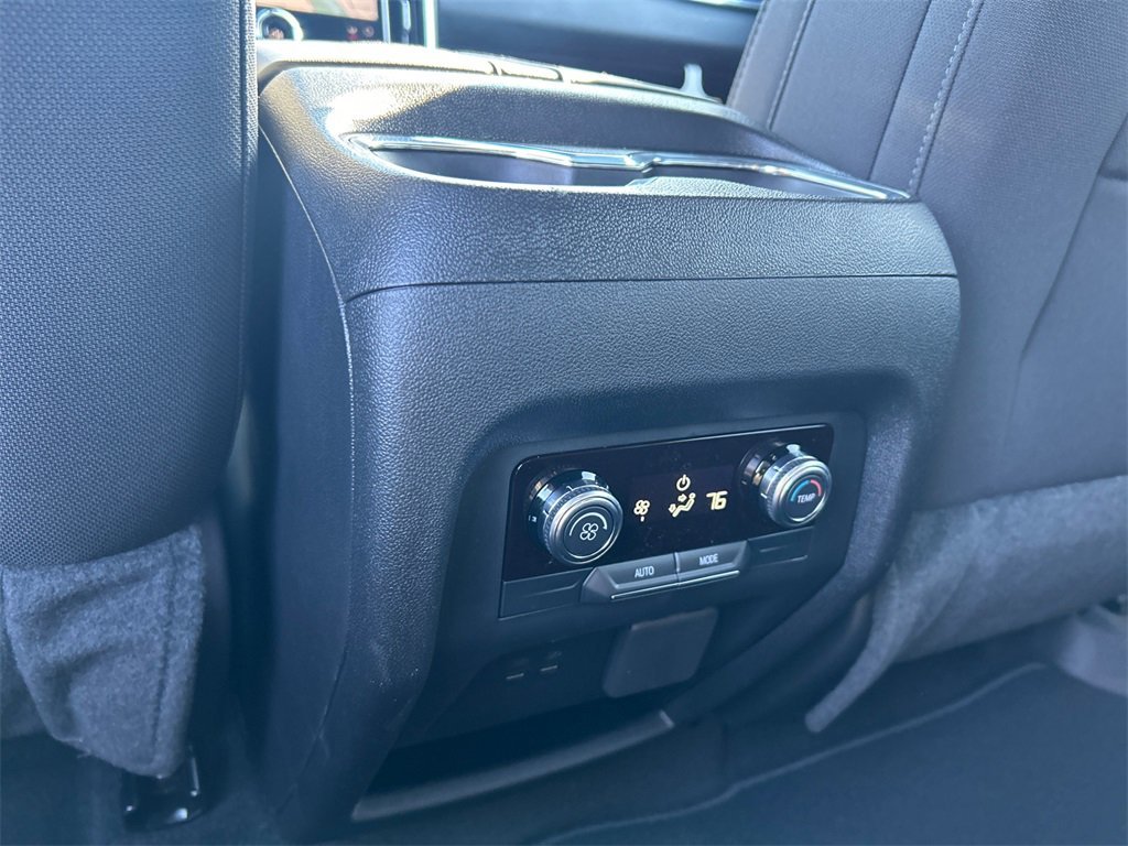 2026 GMC ACADIA - Image 30