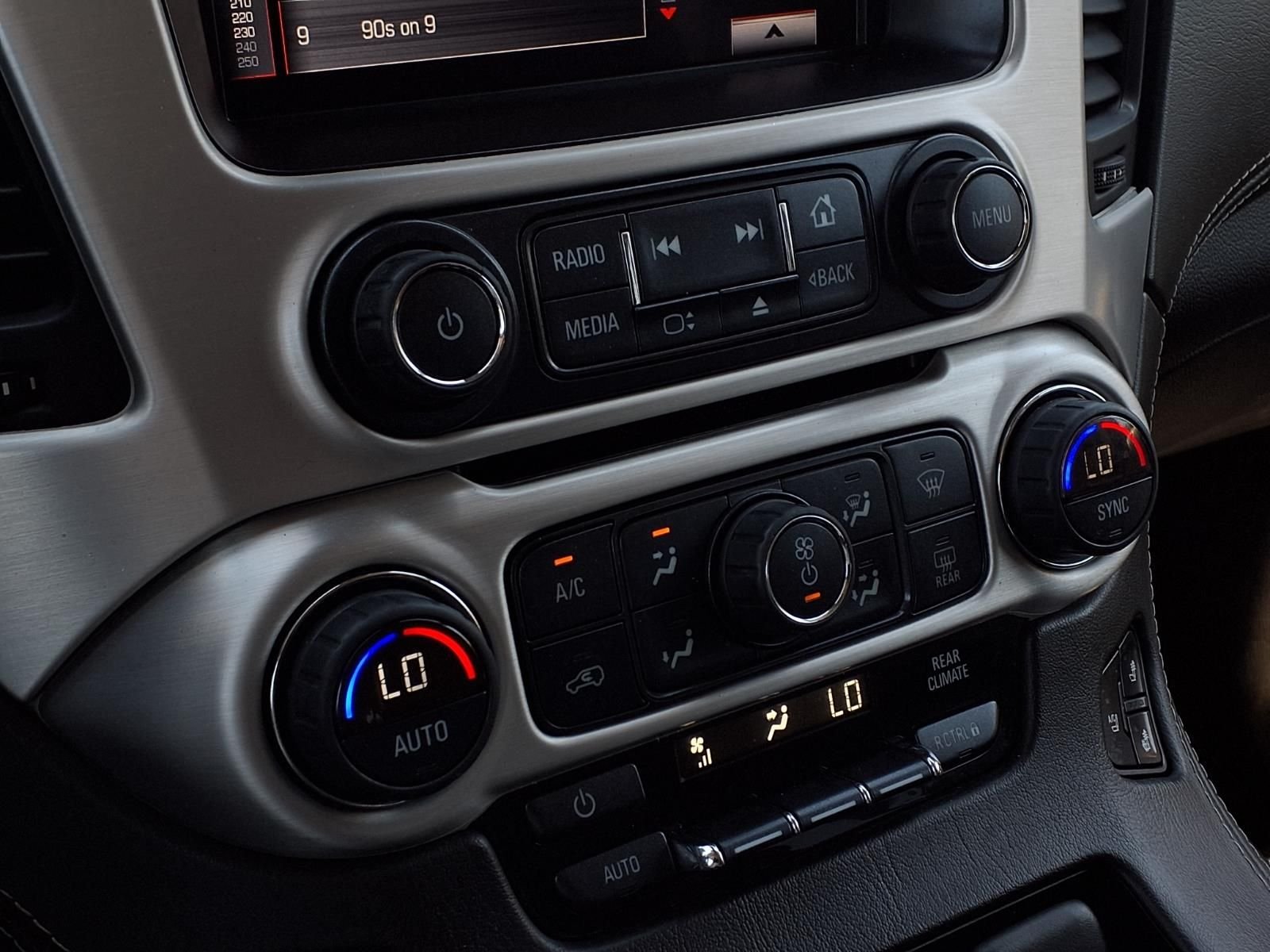 Used 2016 Silver GMC SLT image 10