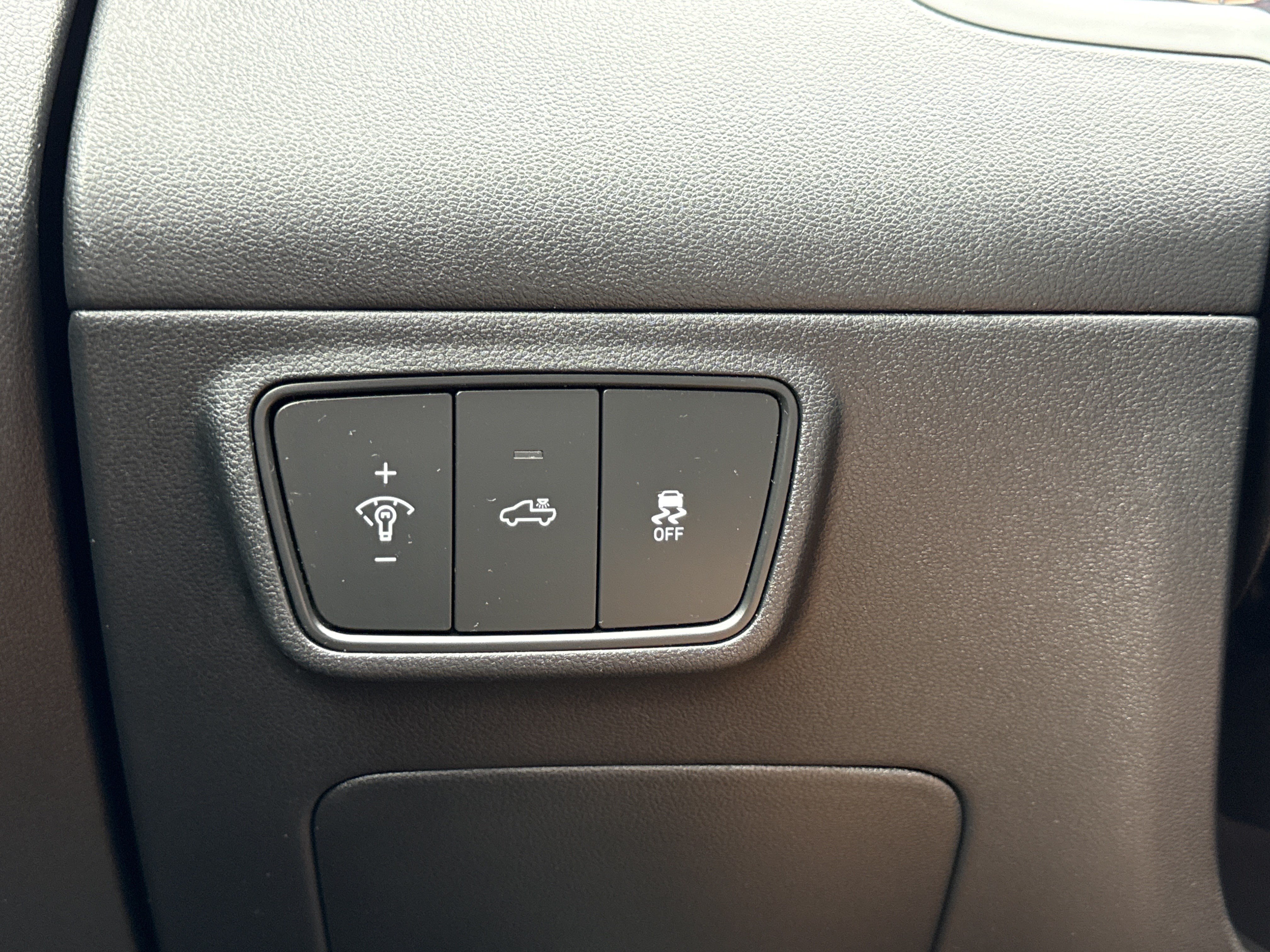 2023 Hyundai Santa Cruz SEL - Photo 17