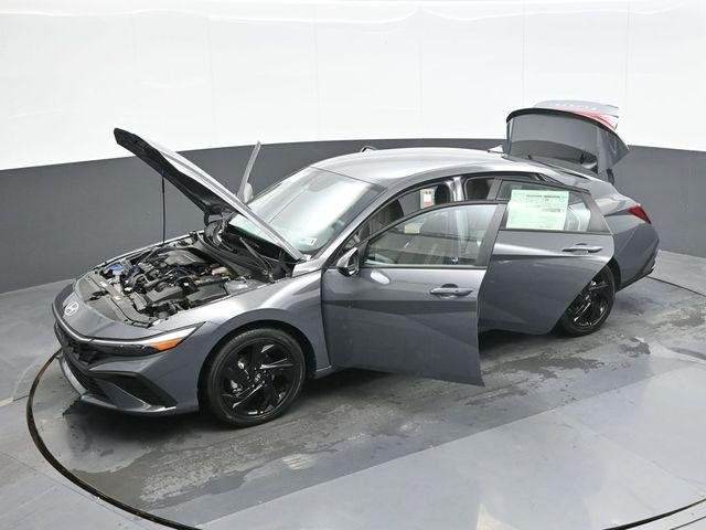 New 2026 Gray Hyundai SEL Sport image 28