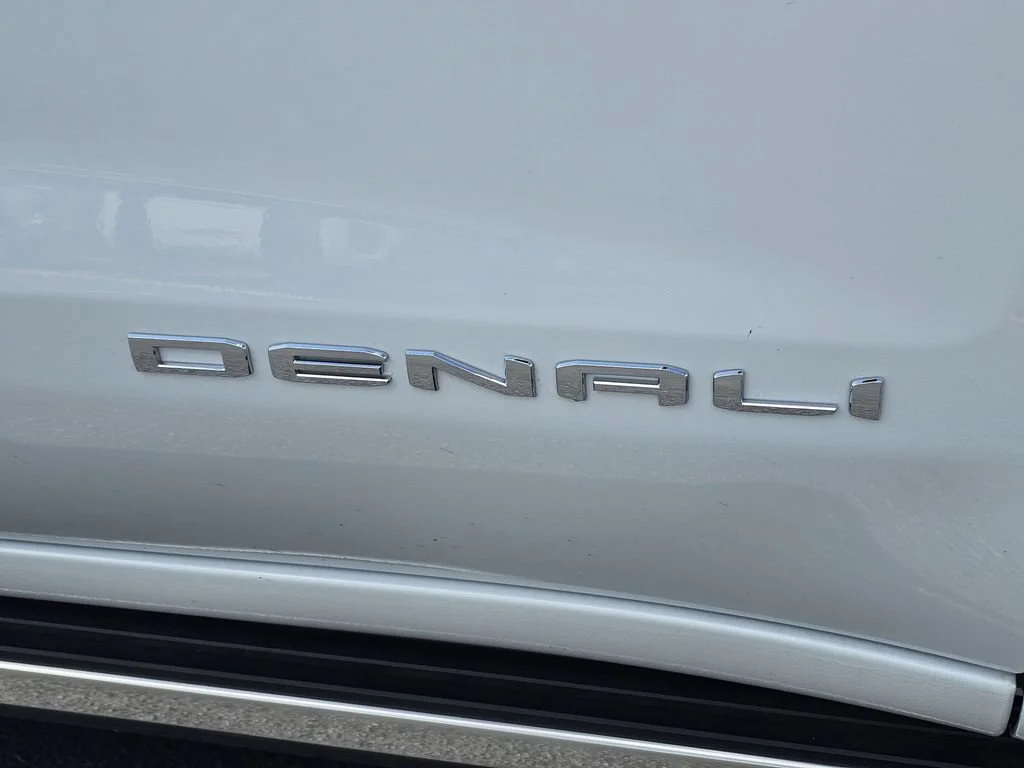 Used 2026 Glacier White Tricoat GMC Denali image 8