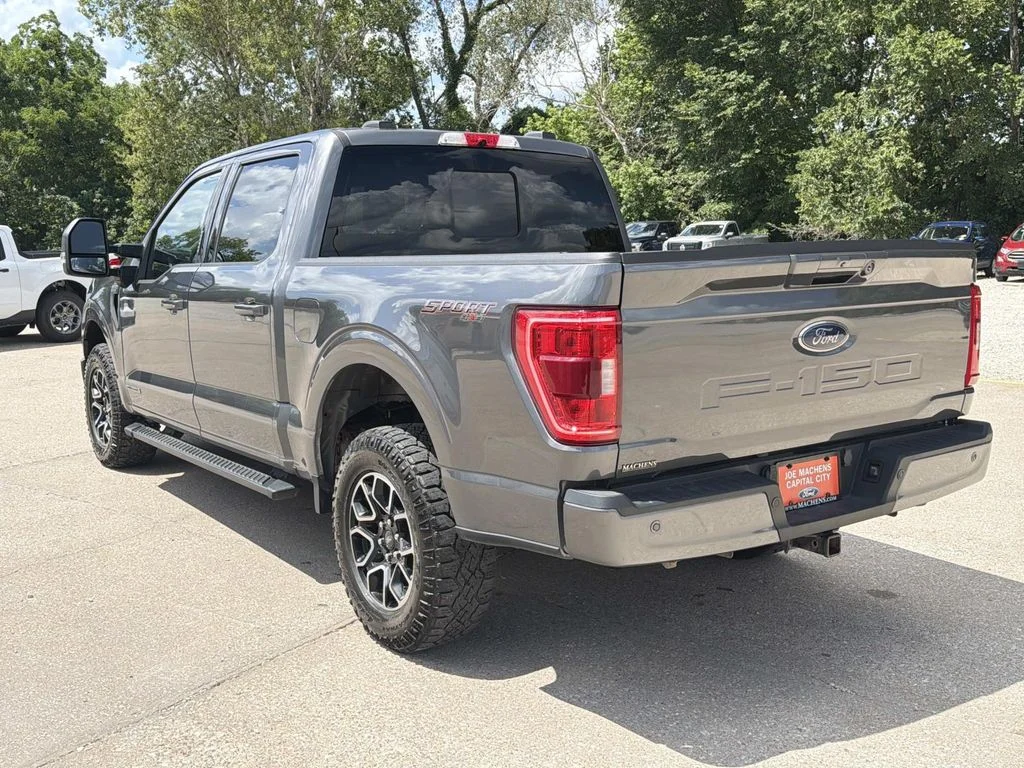 Used 2023 Gray Ford XLT image 7
