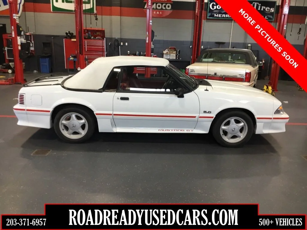 1989 Ford Mustang's photo