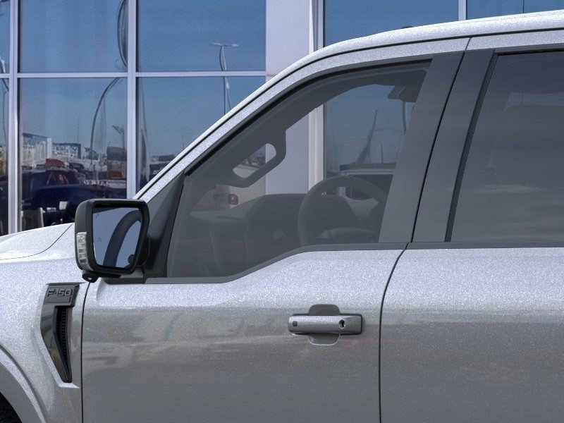 New 2026 Carbonized Gray Metallic Ford XLT image 32