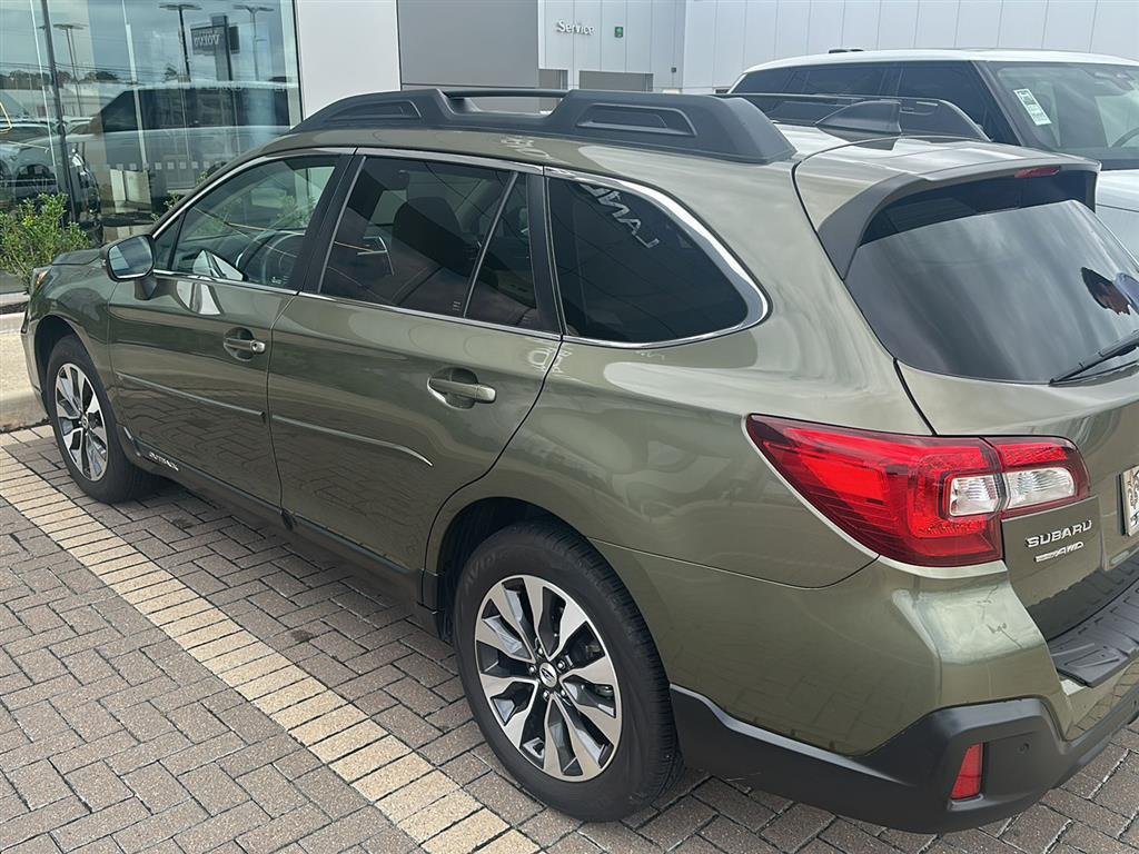 Used 2019 GREEN SUBARU 2.5ILM image 4