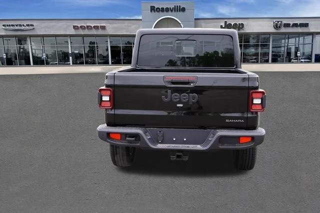 New 2026 Black Clear-Coat Exterior Paint Jeep Sahara image 4