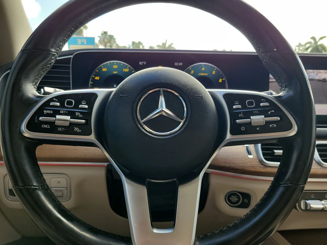 Certified Used 2023 White Mercedes-Benz GLE 350 image 30