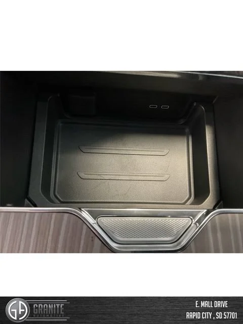 2025 GMC Sierra EV Denali - Photo 31
