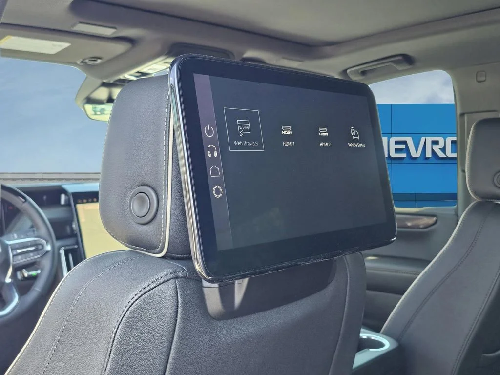 New 2026 Summit White GMC Elevation image 38